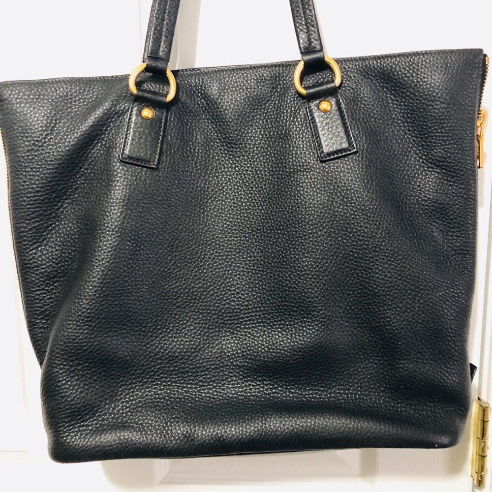 Prada Vitello Daino Side Zip Expandable